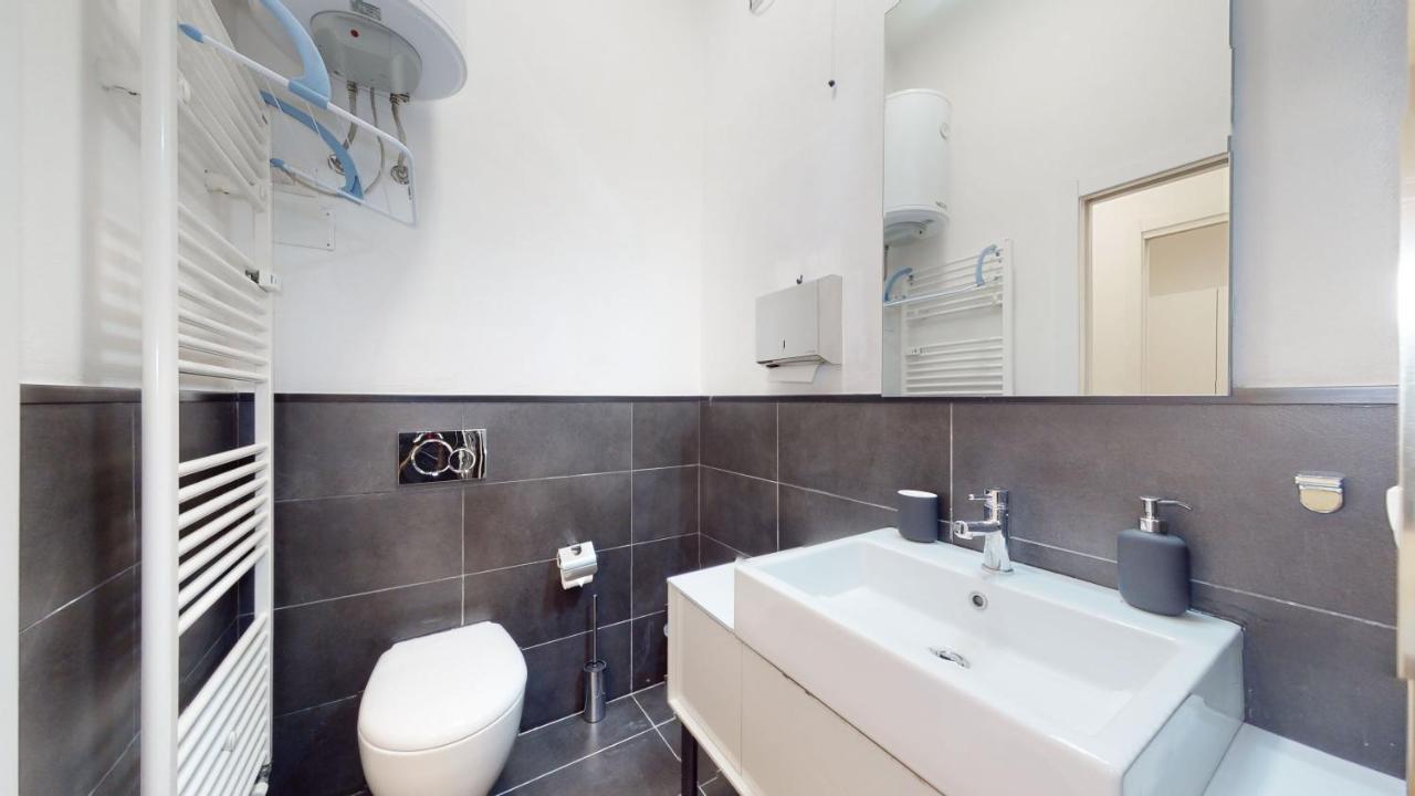 Sahi - Dei Dell'Olimpo Apartments Porta Romana Милан Экстерьер фото